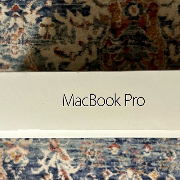 MAC BOOK PRO EMPTY BOX ONLY - Picture 1 of 10